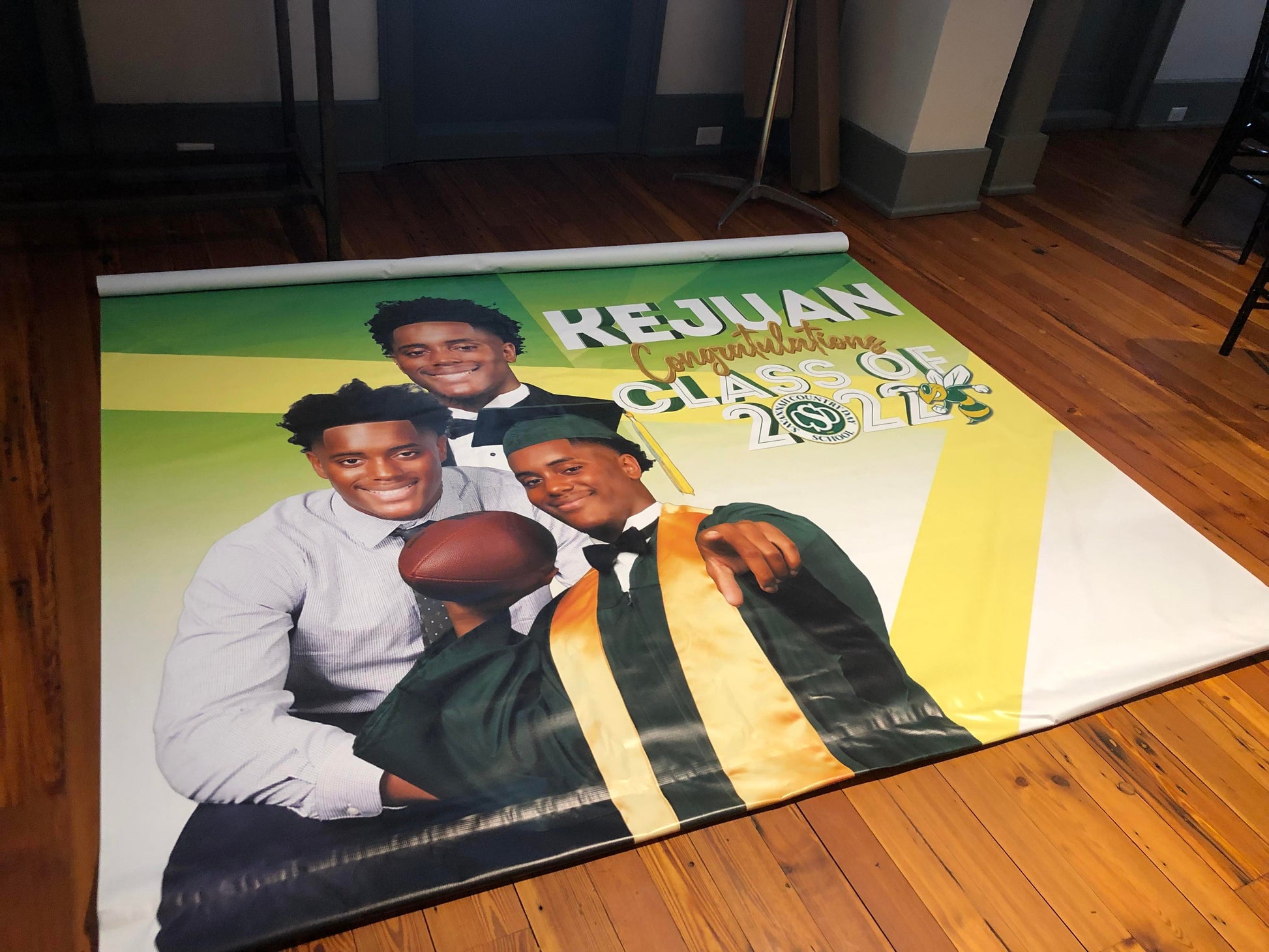 Custom vinyl banner for small business owners and organizations. For personal or business use.